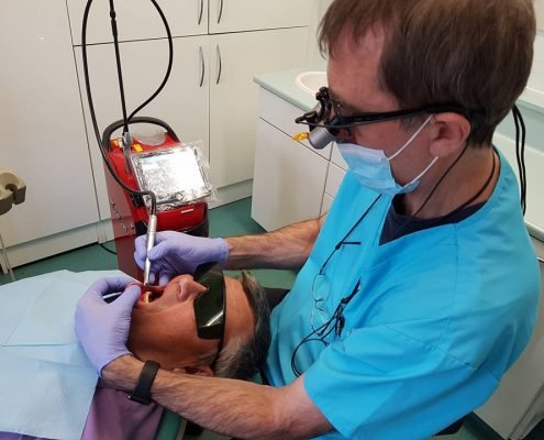laser dental treatment